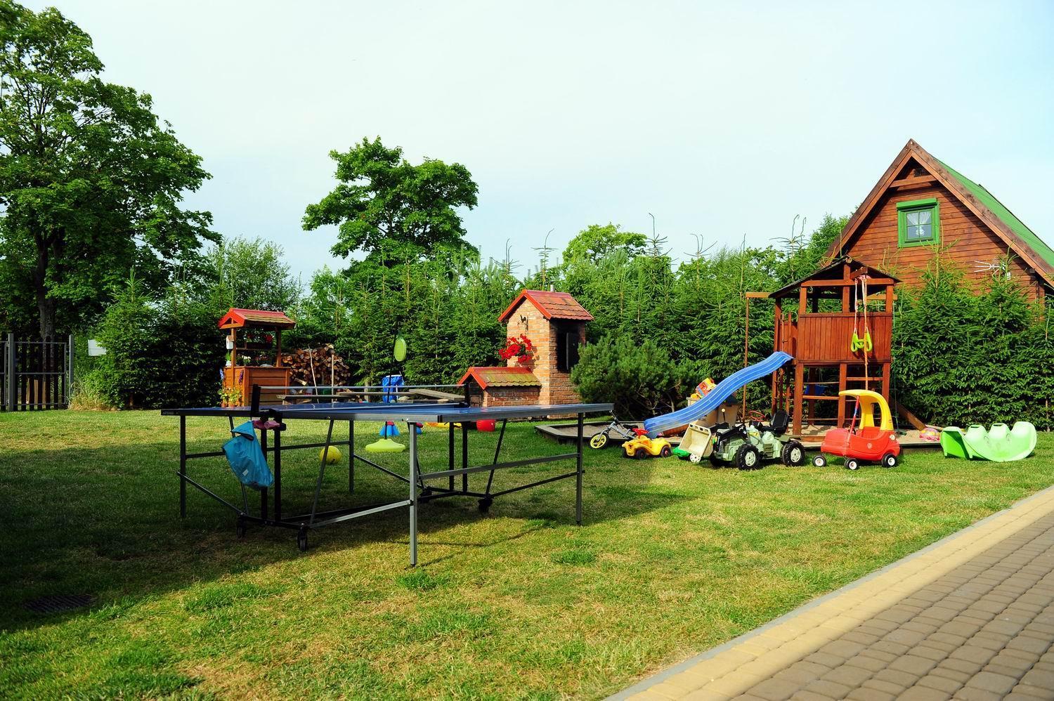 Caloroczne Domki Nad Morzem I Jeziorem Jezierzany Exteriör bild