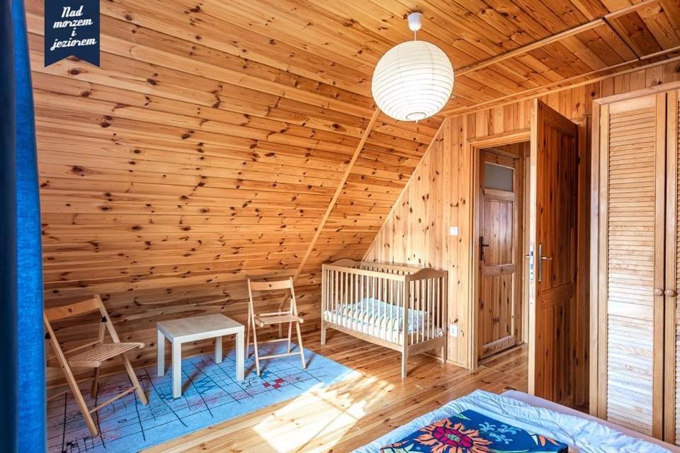 Caloroczne Domki Nad Morzem I Jeziorem Jezierzany Exteriör bild